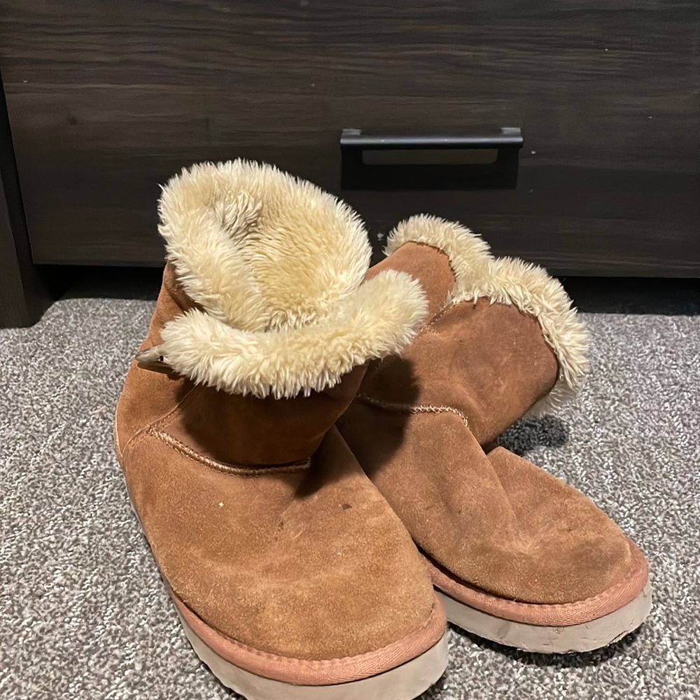 Brown boots